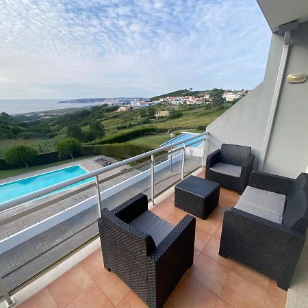 Villa With Views Over The Atlantic Ocean And Swimming Pool Famalicão Εξωτερικό φωτογραφία