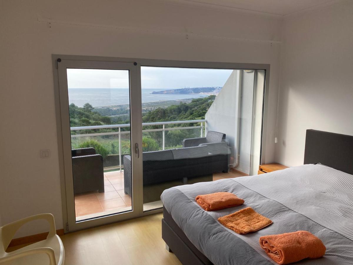 Villa With Views Over The Atlantic Ocean And Swimming Pool Famalicão Εξωτερικό φωτογραφία